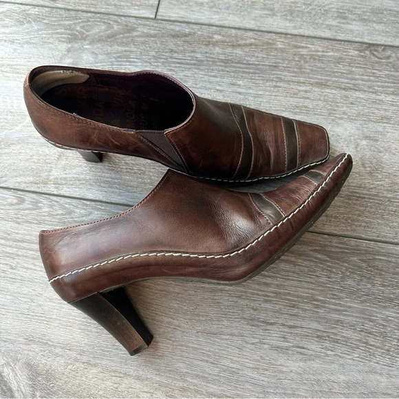 Virus Moda Brown Leather Western Ankle  Boots - Picture 2 of 13